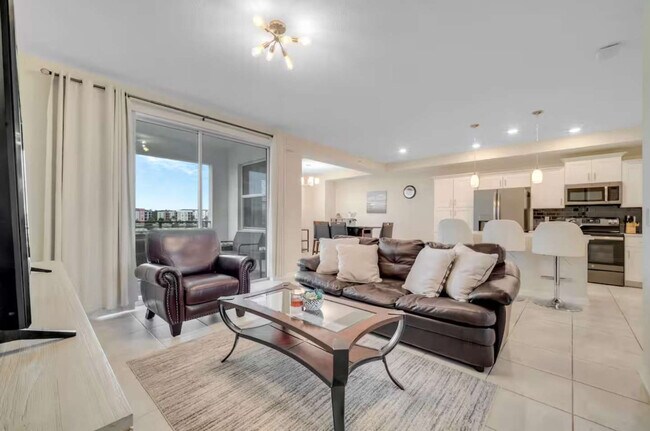 4721 Clock Tower Dr unit ID1359866P, Kissimmee, FL 34746 - photo 2