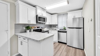 28 River Rd, Sunderland, MA 01375