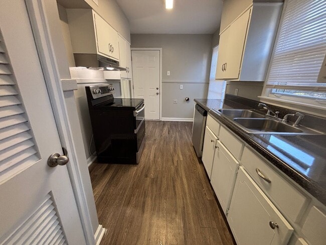 4699 Given Ave, Memphis, TN 38122 - photo 2