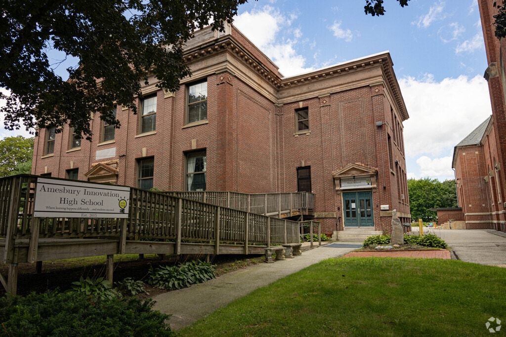 Welcome to Amesbury Innovation High School.