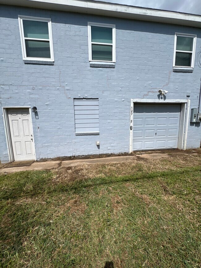 429 W 2nd St unit 1/2, Freeport, TX 77541 - photo 2