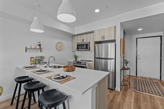 2300 N 147th St, Shoreline, WA 98133