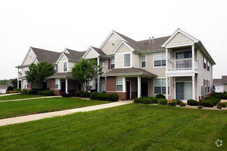1200 Rock Run Dr, Crest Hill, IL 60403