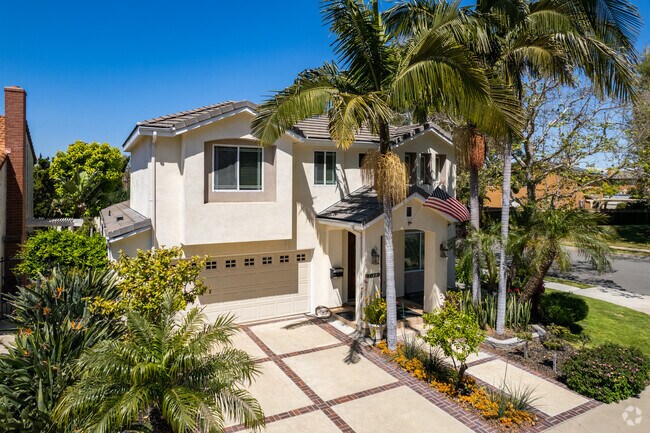 Some Walnut homes span 2,800 square feet with five bedrooms and three baths.