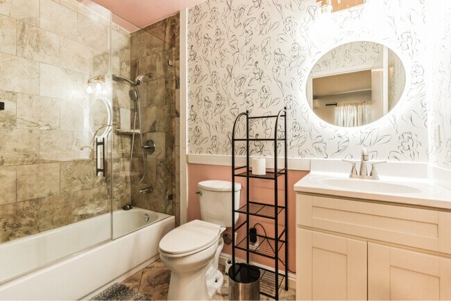 1519 W 37th Place, Los Angeles, CA 90018 - photo 6