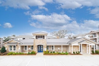 100 Creekwood Landing Dr, Richwood, TX 77531