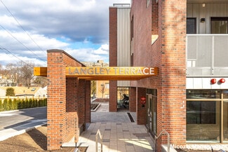 392 Langley Rd, Newton, MA 02459