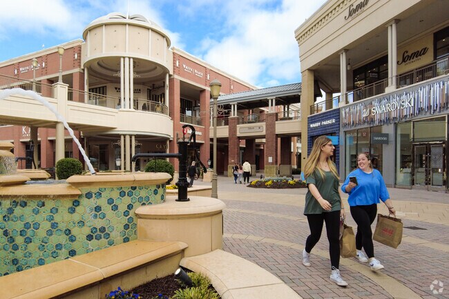 The Short Pump Town Center Shopping Mall sits just minutes from Manakin-Sabot.