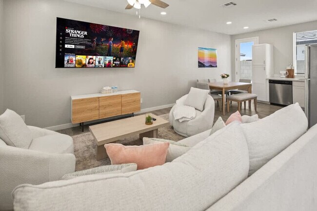 6606 W Paradise Ln unit ID1240447P, Glendale, AZ 85306 - photo 5