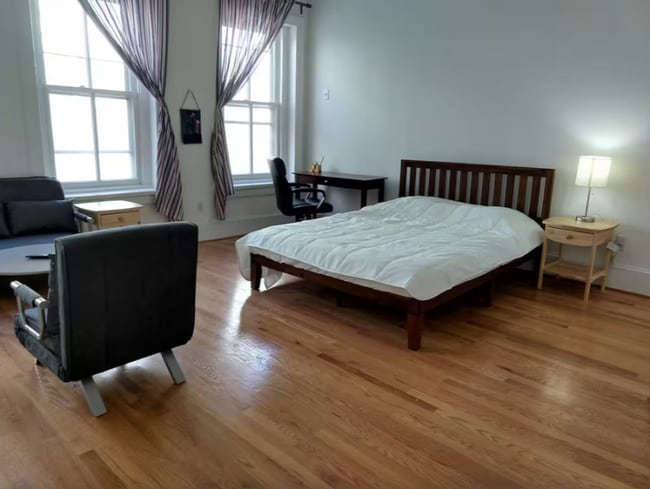 131 C St SE unit 1, Washington, DC 20003 - photo 2