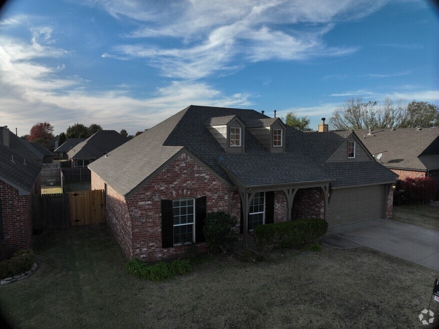 4742 S 203rd East Ave, Broken Arrow, OK 74014 - photo 2