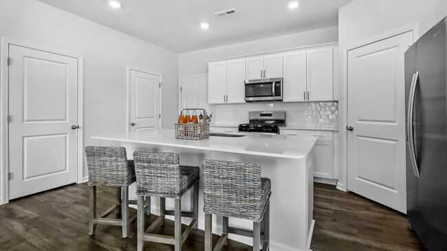 553 Old Battle Bridge Rd unit 36210128, Wendell, NC 27591 - photo 6