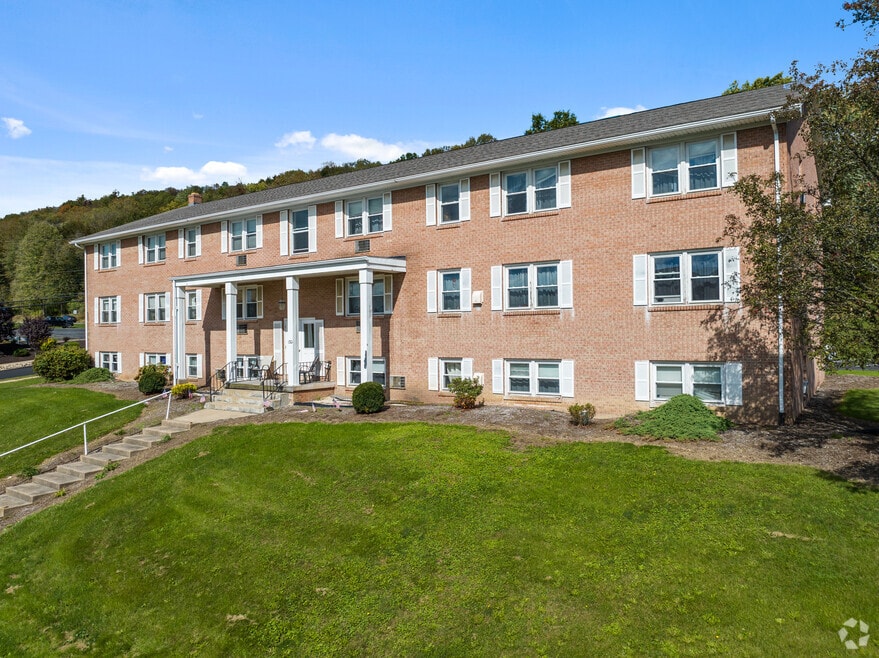 Grampian, Williamsport, PA 17701 - photo 2