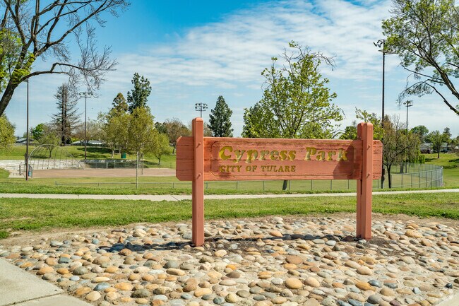 Cypress Park in Tulare sits next to Cypress Elementary and includes sports courts and paths.