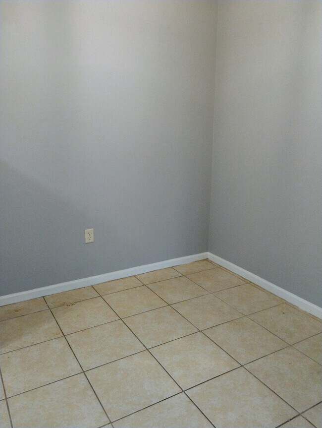 1045 Manson Dr unit D, Baton Rouge, LA 70816 - photo 7