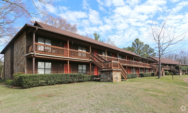 Polynessian Village, Florence, AL 35630 - photo 2