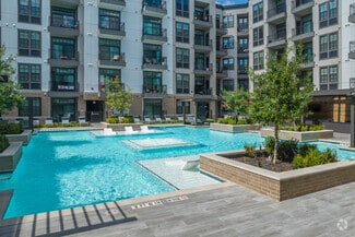 1215 Sawyer St, Houston, TX 77007