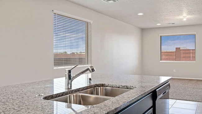 2577 Eglisfield Loop NE, Rio Rancho, NM 87144 - photo 5