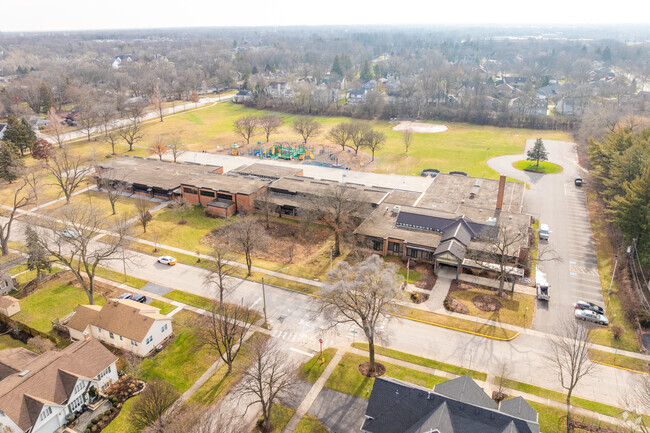 Hillcrest Elementary School is located in Downers Grove.