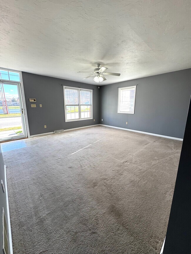 626 Eichelberger St, Hanover, PA 17331 - photo 6