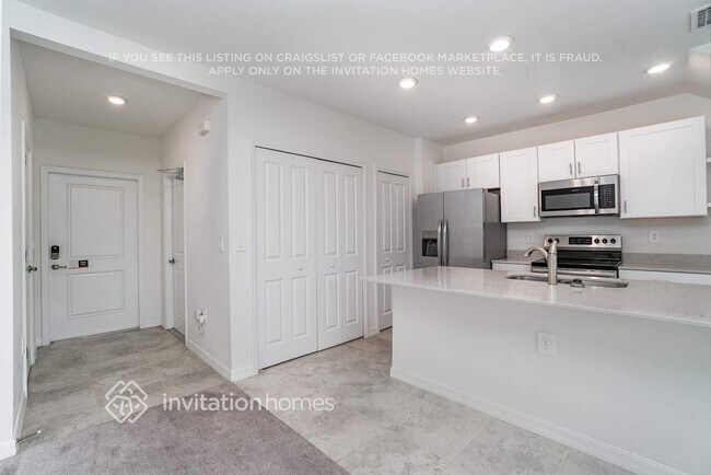 7169 Greenwood Park Cir, Fort Myers, FL 33967 - photo 7