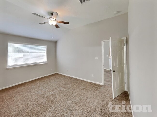 423 Lazy Ln, Montgomery, TX 77356 - photo 6