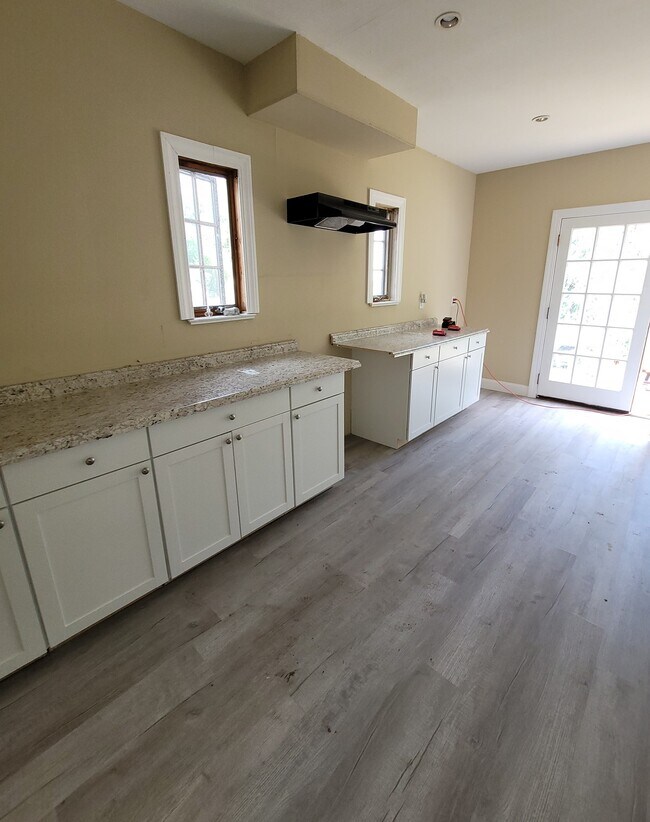 157 Belmont St, Carbondale, PA 18407