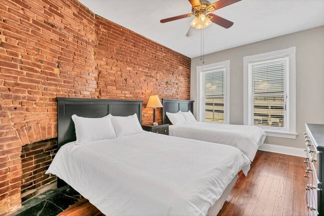 925 S Sarah St unit ID1031827P, Saint Louis, MO 63110 - photo 7