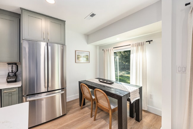 625 Semaht St, Charleston, SC 29412 - photo 6