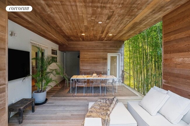 10 Three Mile Harbor Hog Creek Rd, East Hampton, NY 11937 - photo 3