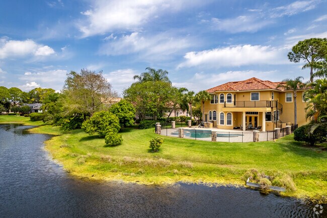 Bardmoor Neighborhood Estate