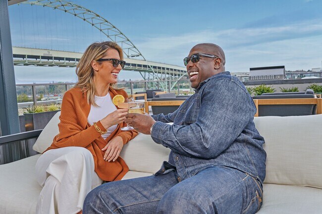 The Sutton, Portland, OR 97209 - photo 4