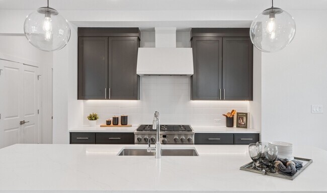 2311 Via Cami Ln, Houston, TX 77051 - photo 3