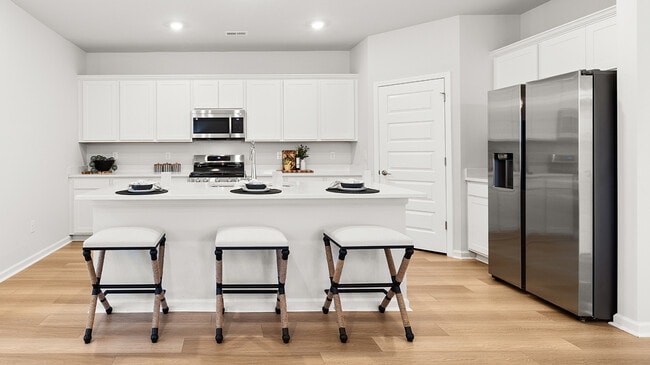 113 Daniels Run Dr, Harvest, AL 35749 - photo 2