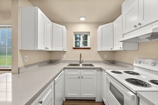 4815-4950 51st Ln SE, Lacey, WA 98503