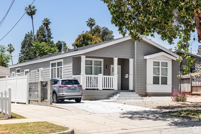 Muir Heights has newly built bungalow and ranch houses for the modern family.