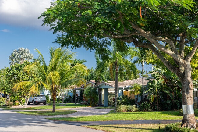 Oakland Park has a diverse collection of homes and home styles.
