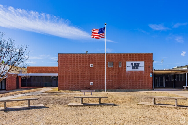 Wayne High School is a quality school located in Wayne area.