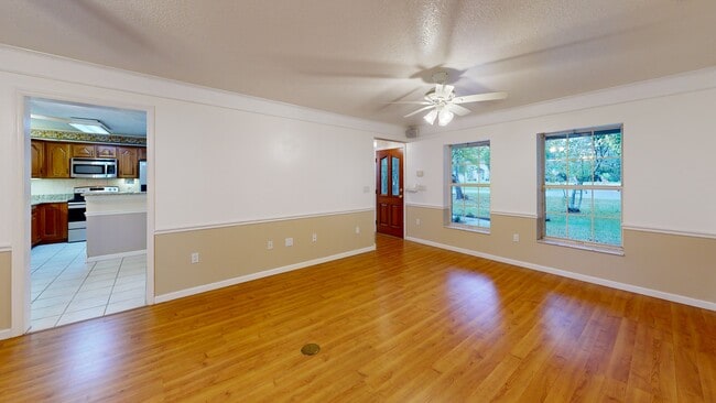 1785 Grove Ct, Kissimmee, FL 34746 - photo 2