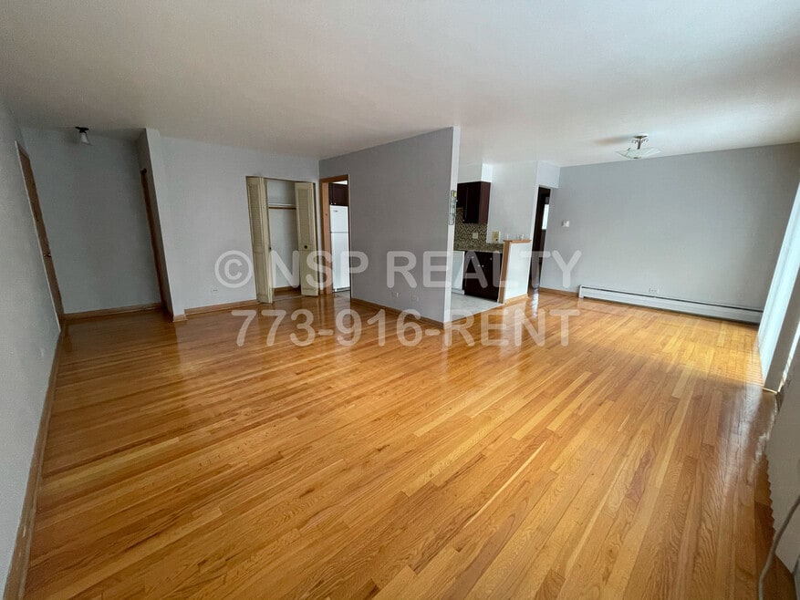 1004 S River Rd unit 102, Des Plaines, IL 60016 - photo 1