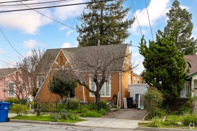 Burbank has many home designs, even some Spanish Pueblas.
