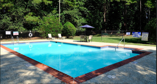 Pineview Apartments, Morrow, GA 30260 - photo 2