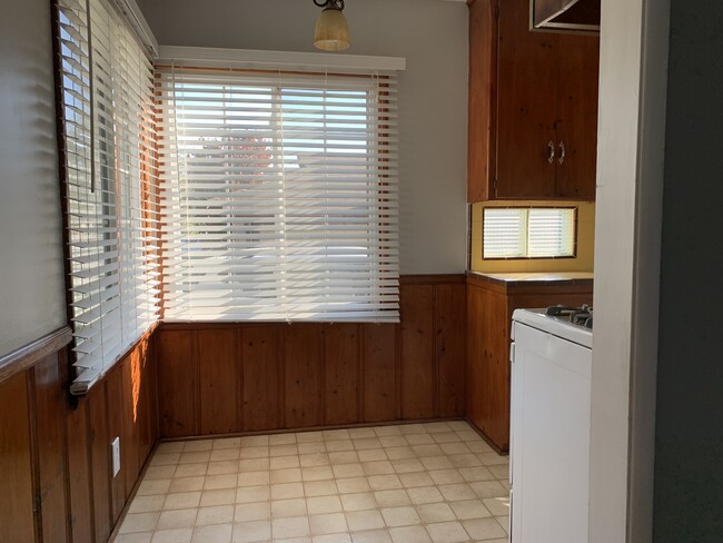 Dining/Kitchen