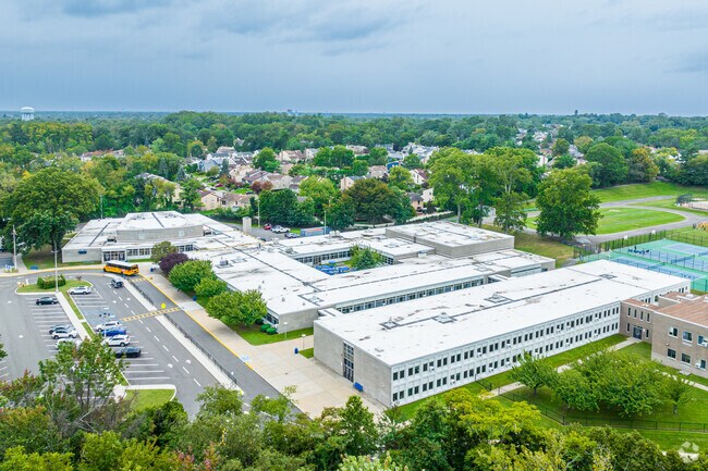 Herricks Middle School is ranked #29 in New York Middle Schools.