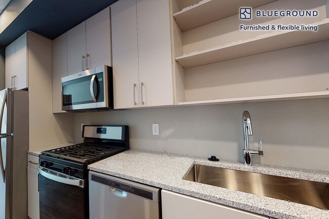 79 Alexander St unit FL2-ID1655A, Yonkers, NY 10701 - photo 3