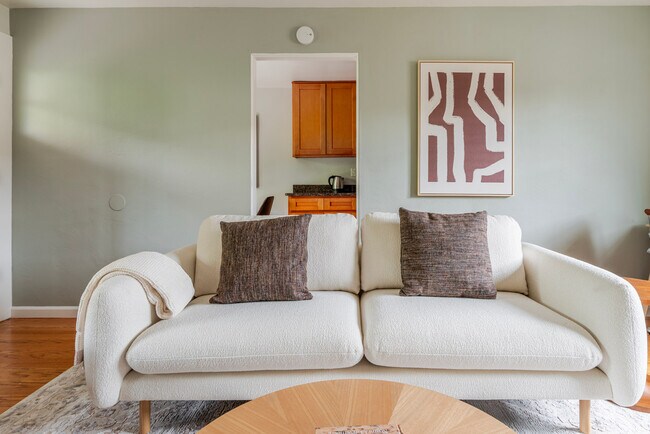 325 Hawthorne Ave unit FL1-ID2114, Palo Alto, CA 94301 - photo 2