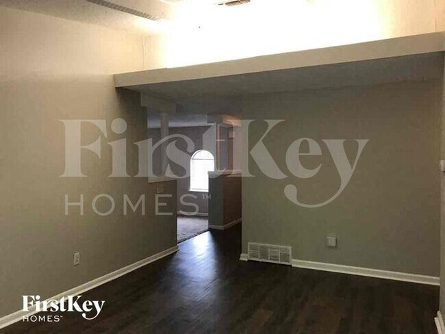 1602 Geraldine Ln, Arlington, TX 76010 - photo 5