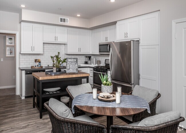 Trails at Canyon Crest, Riverside, CA 92507 - photo 6