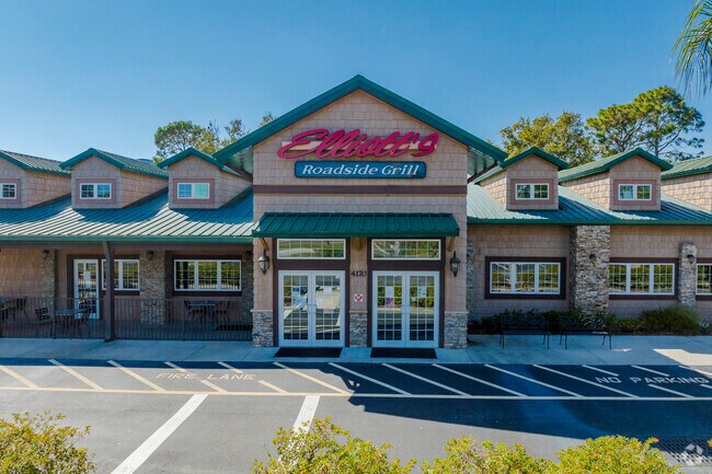 Elliott's Roadside Grill serves up a variety of local favorites in South Edgewater, Florida.