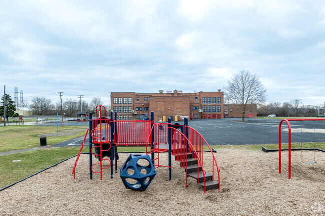 South Columbus Preparatory Academy is located in Marion Franklin, Columbus Ohio.